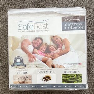 Premium Mattress Protector - White